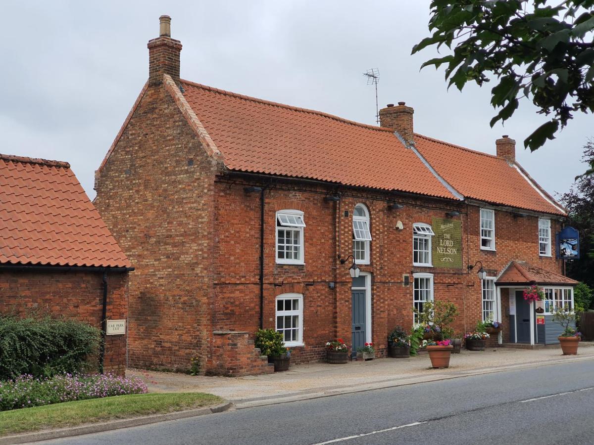 Newark upon Trent The Lord Nelson Inn מראה חיצוני תמונה